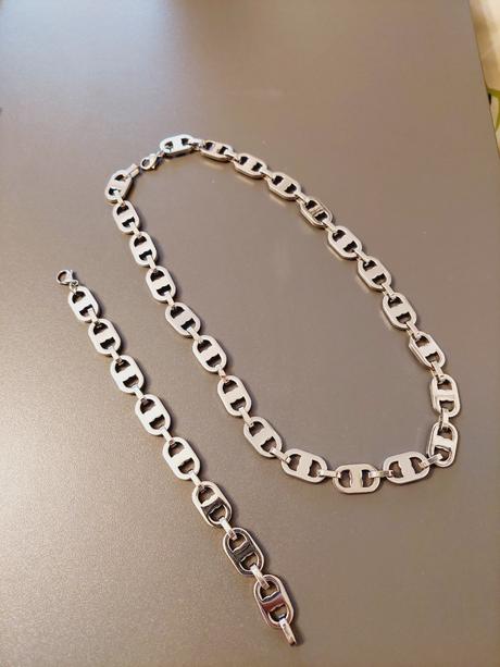 Chirurgicka ocel sada a naramky, 