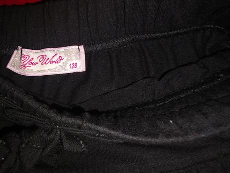 Dievčenská čierna sukňa č. 128, 128