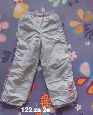 Sustakove nohavice, 122