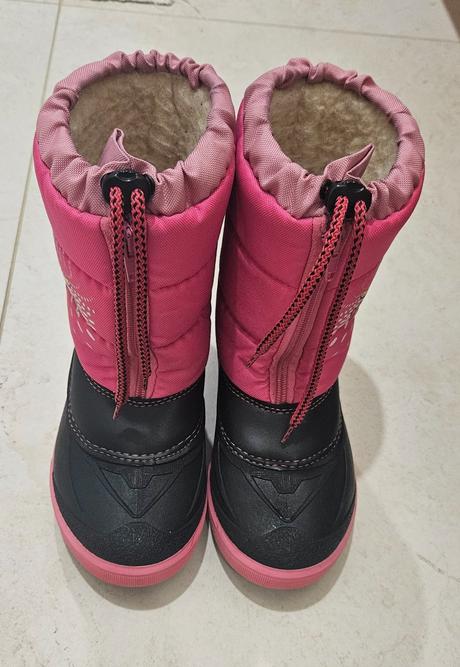 Dievcenske snehule demar, demar,34