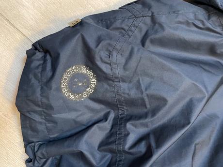 Kvalitná funkčná bunda, 110