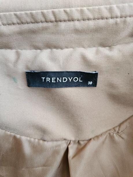 Trenčkot trendydol, tulec trend,38