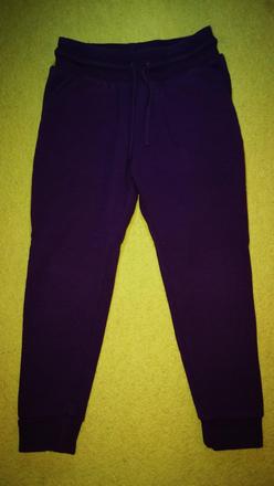 Fialové tepláky, h&m,104