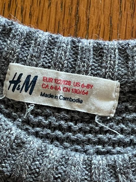 Teplé pleteninové šaty s čipkou a ružami 122/128, h&m,122