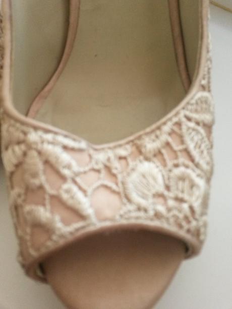 Poltopanky, lodicky otvorena spicka, 37