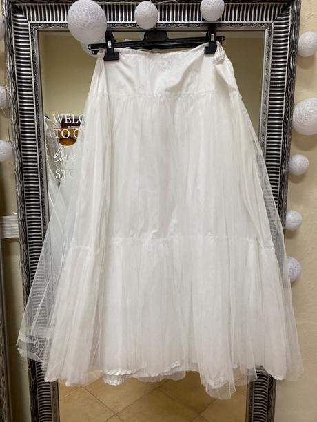 Dámska spodnica pod šaty, 