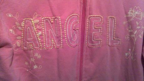 Ružová mikina, 164