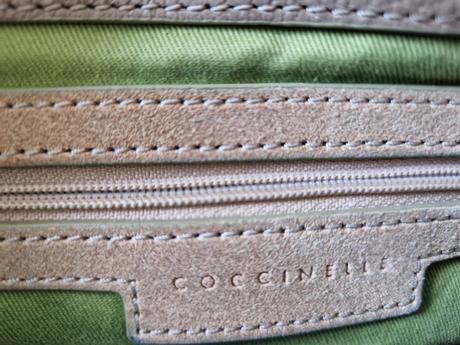 Kabelka coccinelle, coccinelle