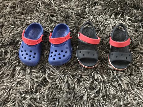 Crocsky, crocs,22