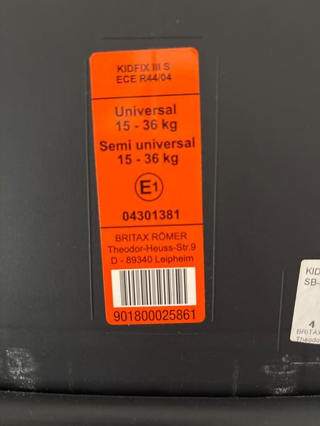 Autosedačka s ochrannou podložkou na sedadlo, römer