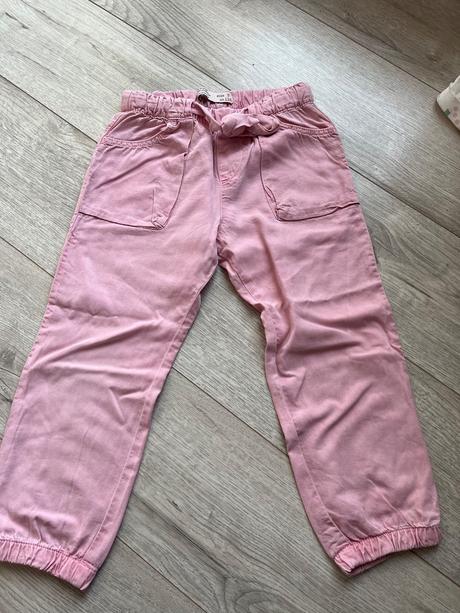 Krásne letné nohavice, zara,110