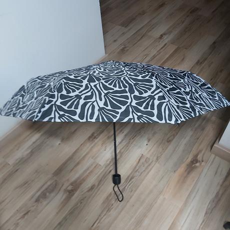 Dáždnik dámsky alebo dievčenský s motívom paliem, 