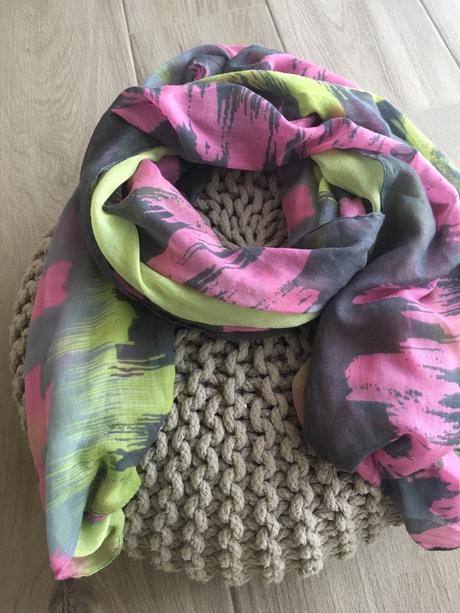 Damska/dievčenská šatka, 