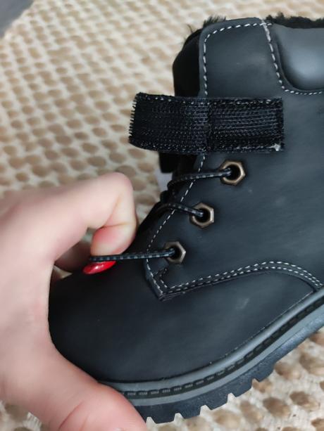 Krásne nepremokavé zateplené topánky, 28