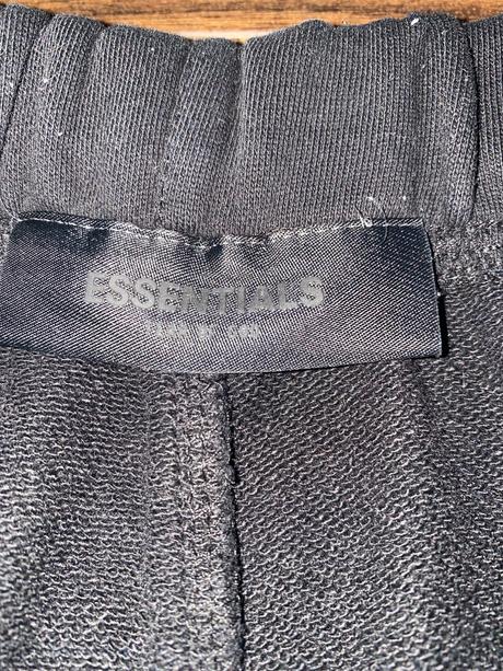 Kraťasy essentials, m