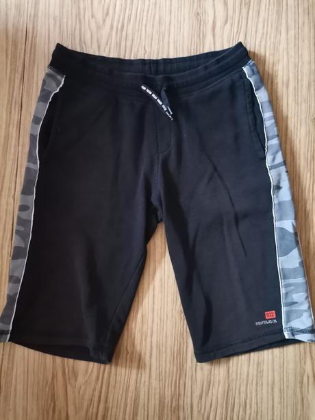 Krátke nohavice    č. 146/152, bonprix,146