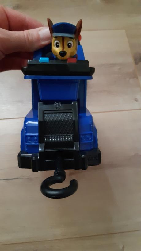 Labkova  patrola auto, 