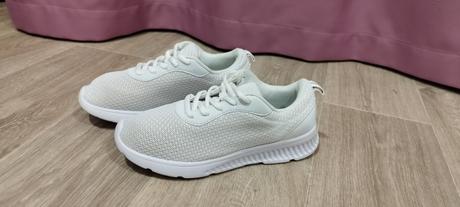 Tenisky, 36