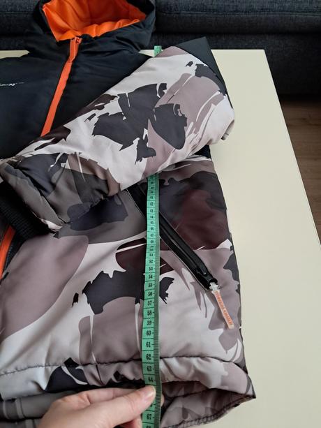 Lyziarska bunda v.152, reserved,152