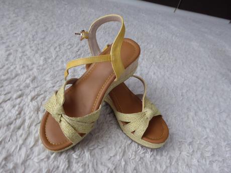 Žlté sandálky na platforme, deichmann,34