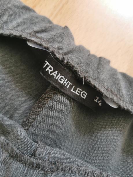 Elegantné nohavice straight lég 42ka, 42