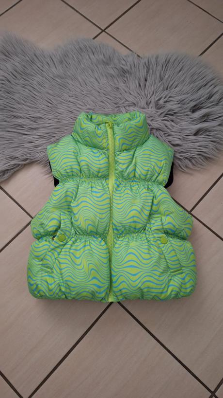 Trendy vesta top stav140/152, new yorker,140