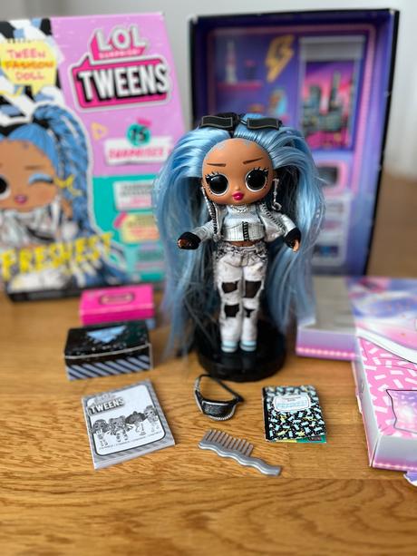 Lol surprise tweens,