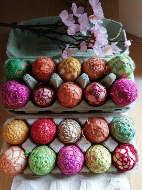 Háčkované veľkonočné vajíčka,