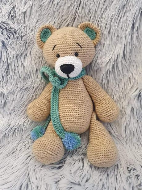 Macko ii (háčkovaný), 