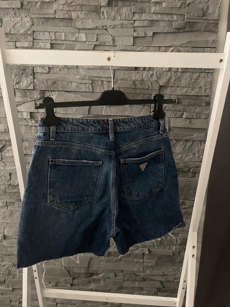 Guess v.26, guess,26