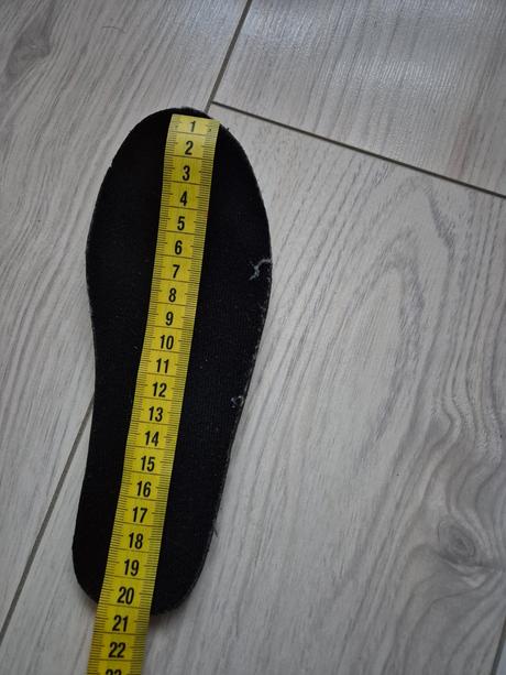 Snehule columbia, columbia,32