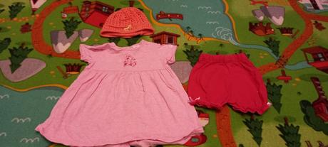 Šaty, kratasky, čiapka, disney,74