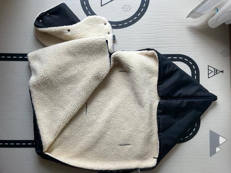 Fusak a rukavnik vlnka od oveckarne z ovcej vlny, 