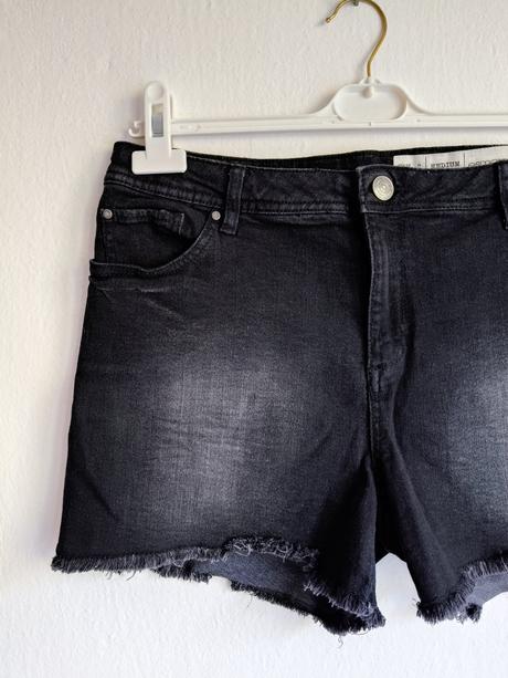 Čierne riflové kraťasy šortky medium waist esmara, esmara,40