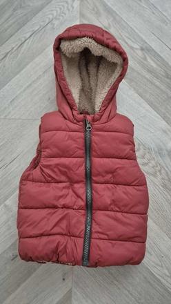 Červená teplá vesta veľ. 86, f&f,86