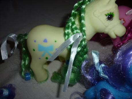 Sada koníkov + doplnky (inz.č.88), 