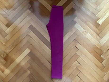 Legíny tmavoružovo-vínové, 134