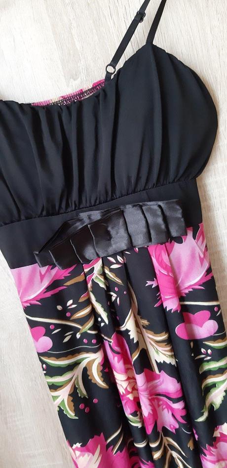 Letné kvetinové šaty, s