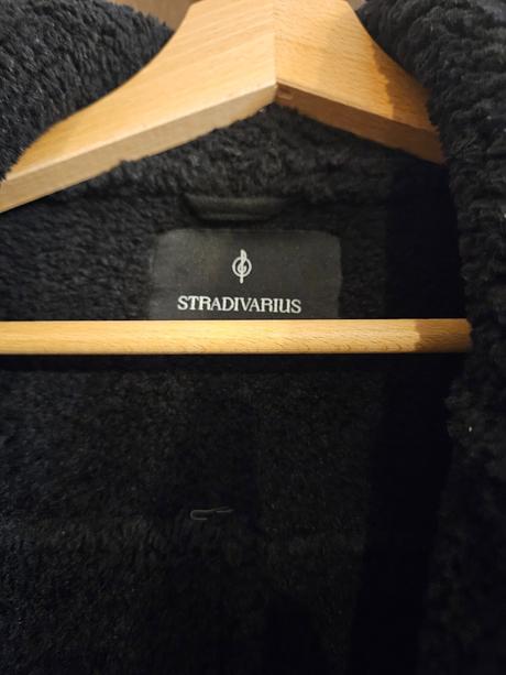 Bunda, stradivarius,xl