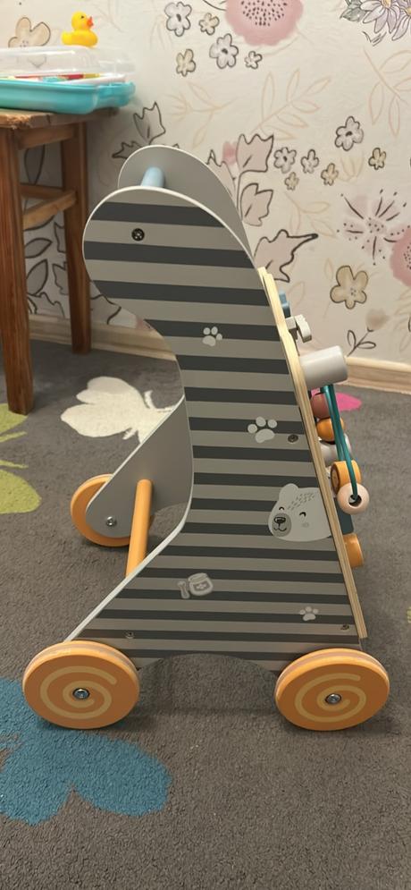 Detske drevené choditko, 