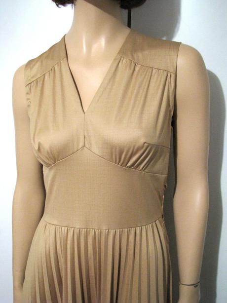 Plisované vintage šaty, m