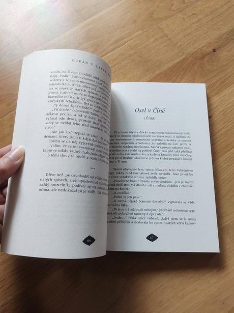 Kniha ocean v kapce rosy, 