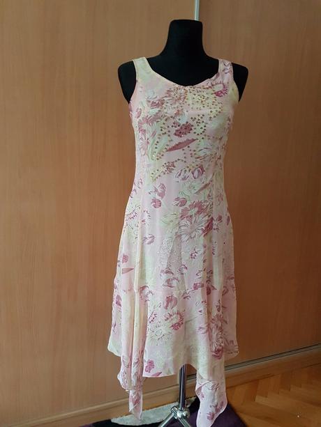 Jemné romantické bledoružové midi šaty s, s