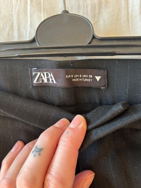 Pasikave nohavice zara, zara,s