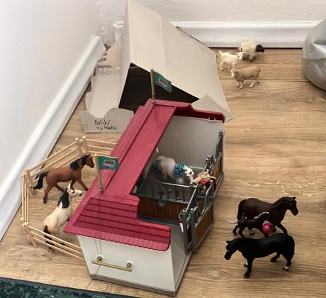 Schleich vidiecky dom stajňa 42551 42706 horseclub, 