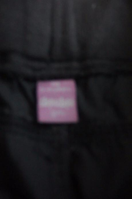 3x bermudy, takko,122