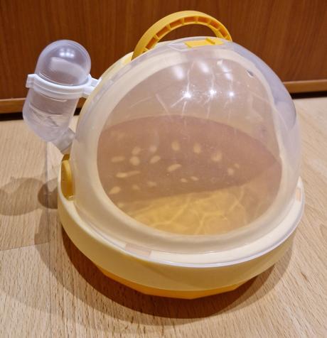 Prenoska/klietka pre skrecka, 