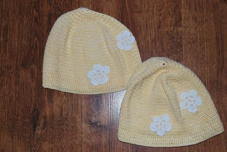 Háčkované čiapky, <50