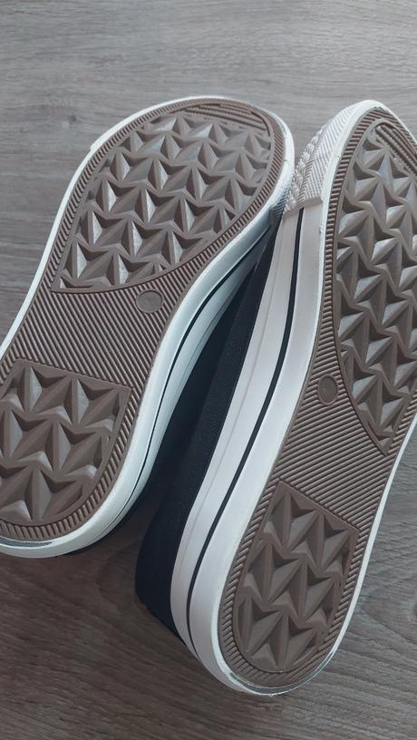 Plátenky, sinsay,36