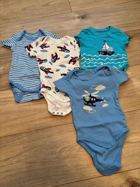 Chlapčenské body, lupilu,62 / 68